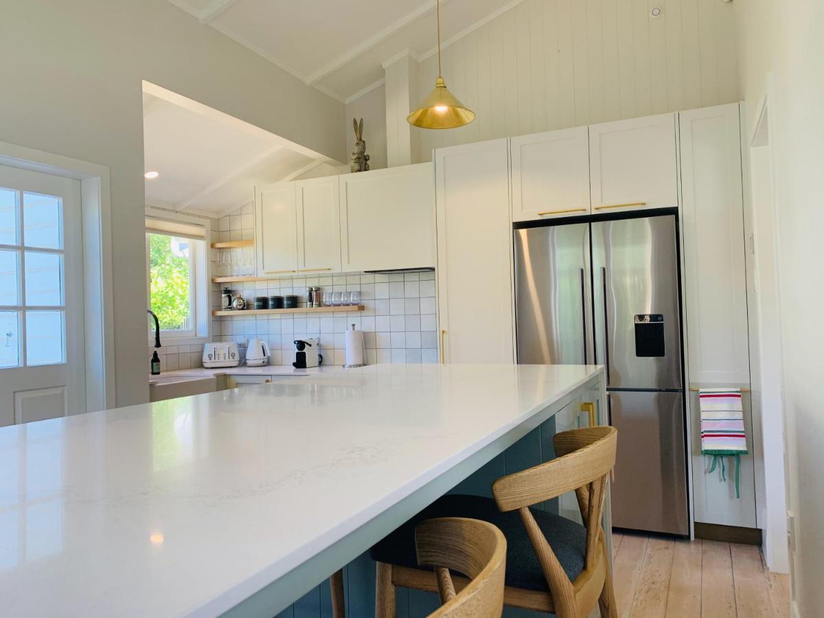 9 The Strand - New Pricing! Russell Kültér fotó